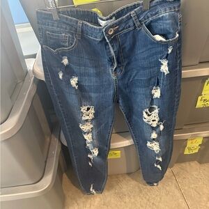 Distressed Blue Jeans m82